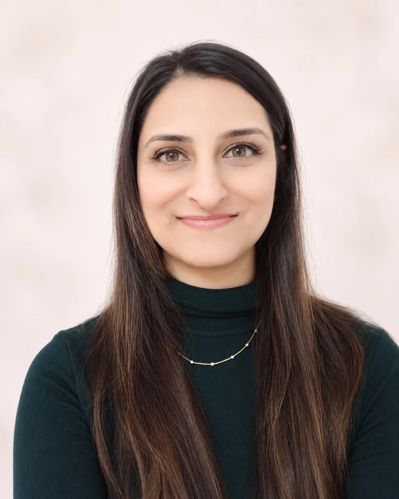 Farhana, CBT Therapist